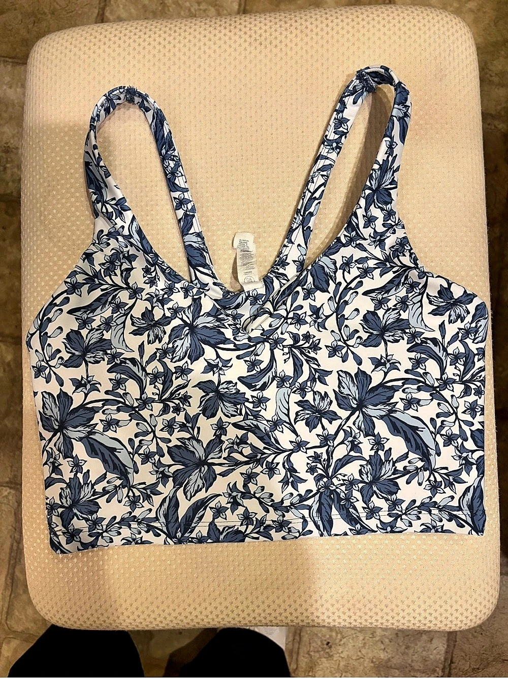 Workout set top and bottom in Blue & White Size Small
